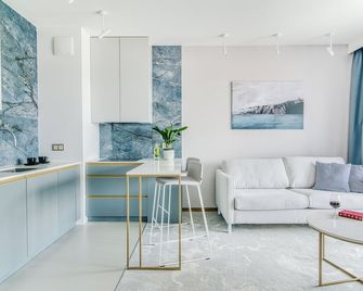 N.11 Apartamenty Mikolajki - Mikołajki - סלון