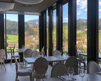 Hotel Torre Zumeltzegi - Oñate - Restaurante