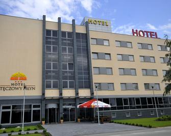 Hotel Teczowy Mlyn - Kielce - Building