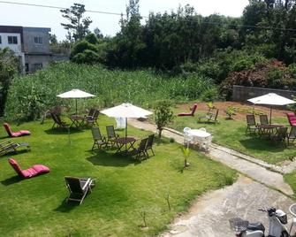 Minshuku Myojoso - Yoron - Patio