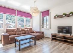 Can Pep Apartments - Incles - Sala de estar