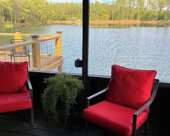81 Pines II- The Pond House - Waycross - Balcony