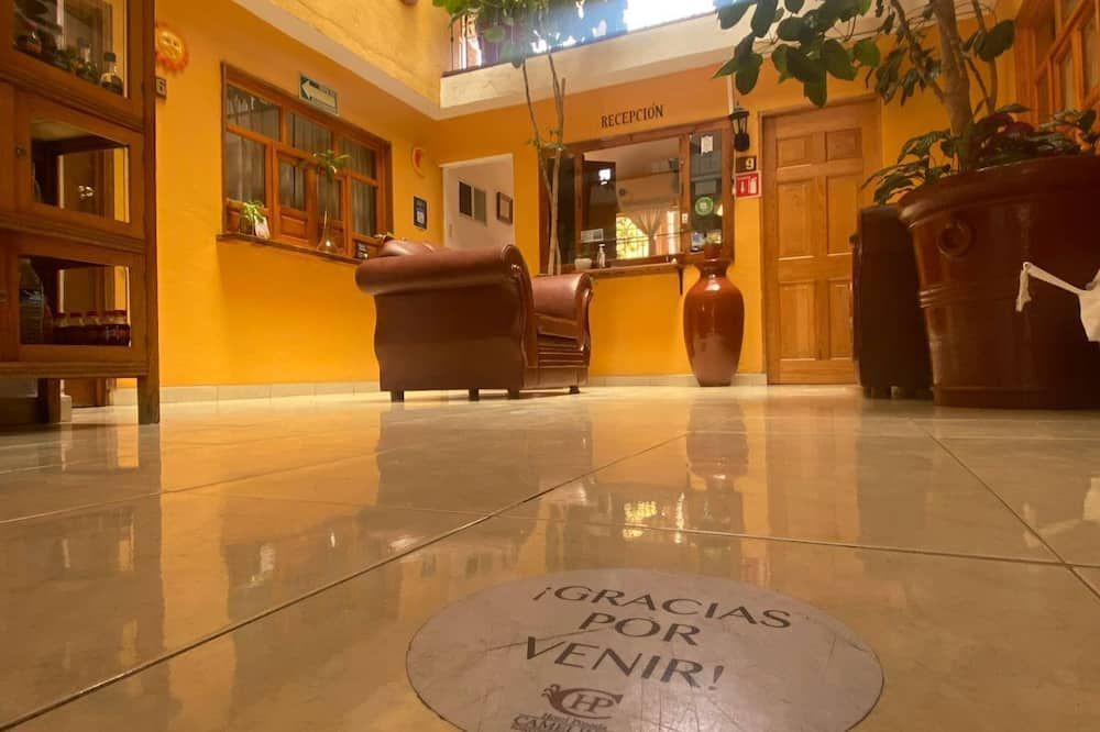 Hotel Posada Camelinas - פצקוארו - לובי