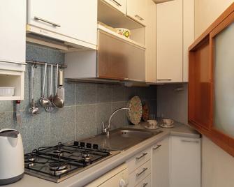 Casa de Flores by Wonderful Italy - Porto Cervo - Kitchen