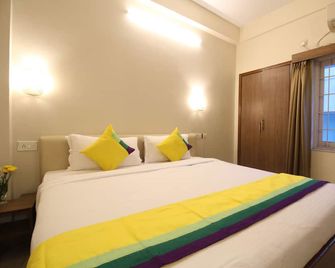 Deluxe AC Room at Anamitra Guest House #6 - Calcuta - Habitación