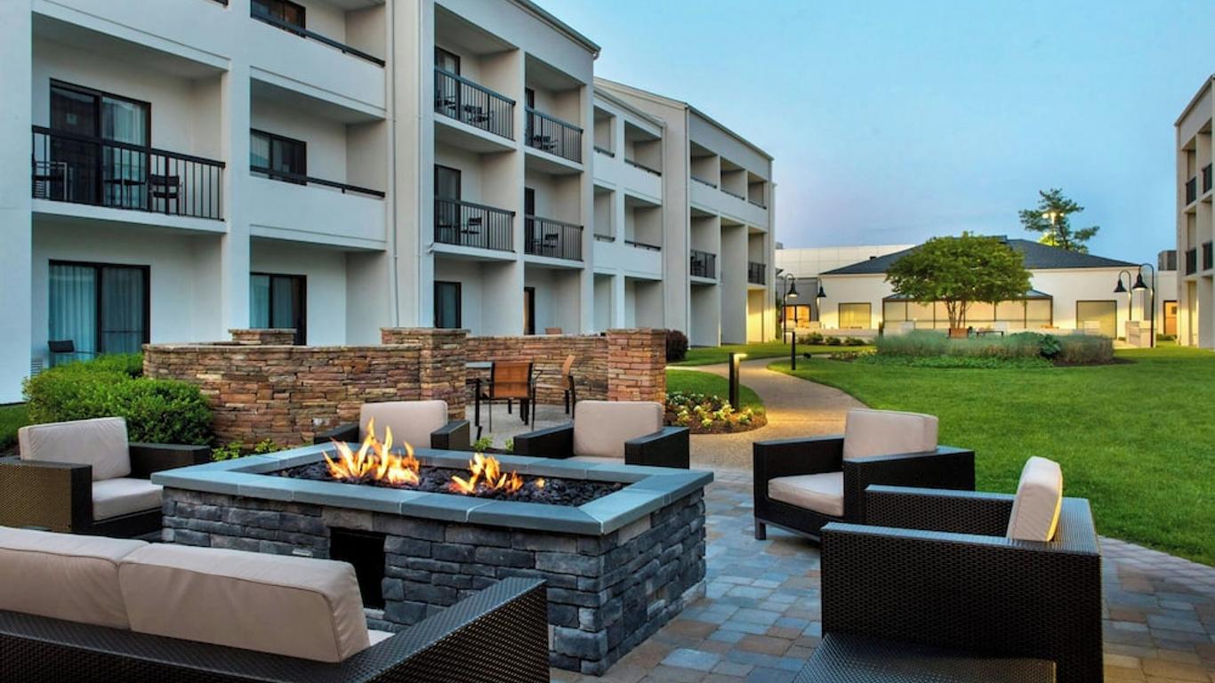 Courtyard by Marriott Silver Spring North/White Oak