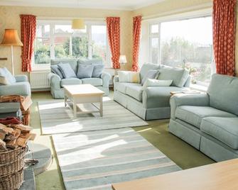 Lane House - Bishops Castle - Living room