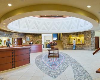 إليفانت هيلز ريزورت - شلالات فيكتوريا - ردهة