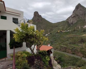 Casa La Poyata - Taganana - Santa Cruz de Tenerife - Vista del exterior