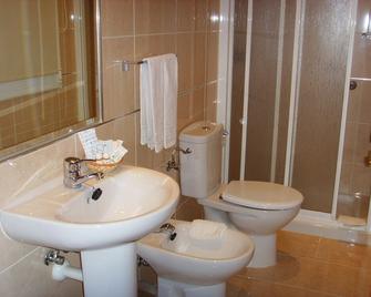 Pensión Residencia Fornos - Santiago de Compostela - Phòng tắm