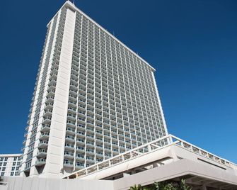 Hotel Type Best Price Ocean and Park View! Ala Moana (AH11) - Honolulu - Building