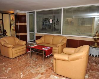 Best House Hotel - Alanya - Living room