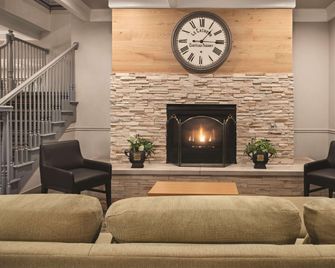 Country Inn & Suites by Radisson, Schaumburg, IL - Schaumburg - Lobby