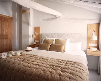 Hotel Boutique Hacienda Recommended Adults & Pool & Jacuzzi - Villanueva del Rosario - Bedroom