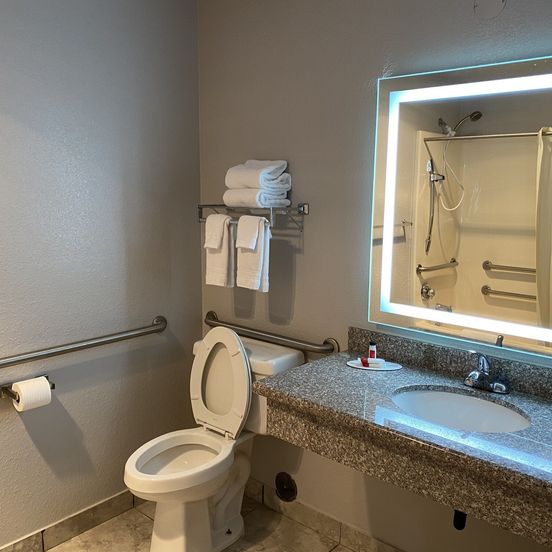 Quality Inn Midvale - Salt Lake City South image 1