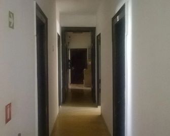 Hostel N1 in Sofia - Sofia - Hallway