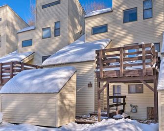 Unique Thornton Townhome Swim, Ski, and Hike! - Thornton - Edificio