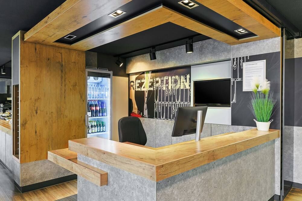 بي آند بي هوتول لوبيك برلين ر بلاتس