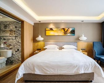 Ruicheng Hotel - Guangyuan - Bedroom