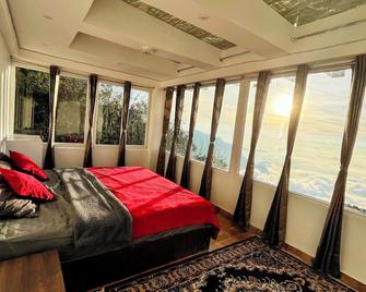Mount Olympus Lounge - Kodaikanal - Bedroom