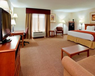 Seasons Inn & Suites Highland - Highland