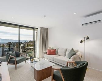 Alps Serenity Retreat - Wanaka - Wanaka - Living room