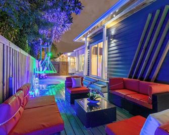 Blue Ocean Vacation Home 1 - פורט לודרדייל - פטיו