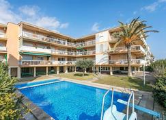 Wonderful beachfront apartment\/beach view balcony - Barselona - Havuz