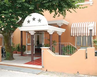 Hotel Iris Crillon - Fiuggi - Bygning