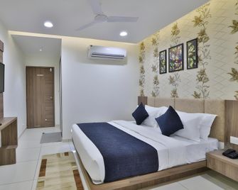 Hotel Tgs - Ānand - Habitación