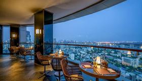 Jc Kevin Sathorn Bangkok Hotel - Bangkok - Balcony