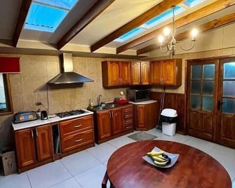 Hostel Rosa de los Vientos - Puerto Natales - Cozinha