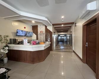 Verjandel Residences - Manila - Front desk