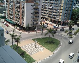 Apartment T1 Maianga, Wi-Fi, guard and parking - Luanda - Edificio
