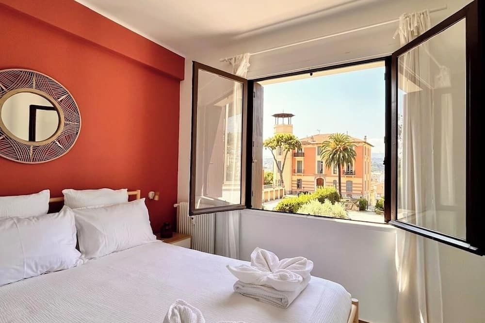 Near Port & City - Private Parking & Breakfast - Full apartment - Nice - Quarto