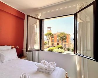 Near Port & City - Private Parking & Breakfast - Full apartment - Nice - Quarto