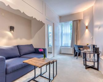 Hôtel Imperi'Ale - Comblain-la-Tour - Living room