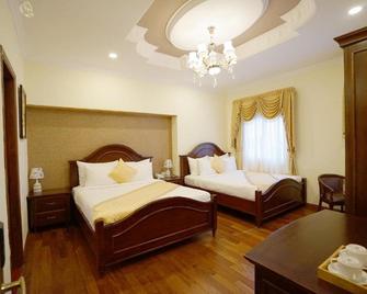 Dream Luxury Hotel - Dalat - Bedroom