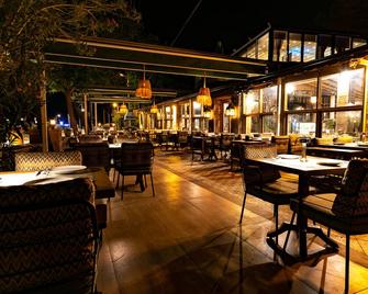 Assos Hunters Hotel - Behram - Restaurant