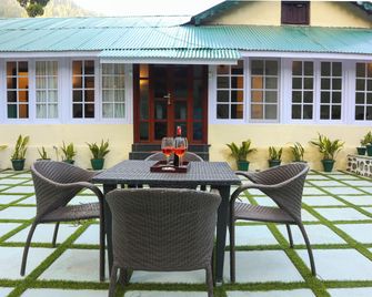 Vikram Vintage Inn - Nainital - Pátio