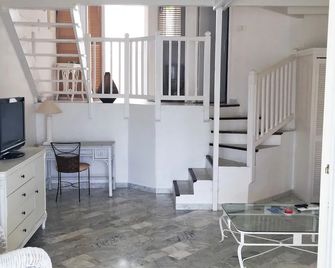 Idolem Residence - Cul-de-Sac