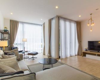 Ban Mai Khao 188 by Villacarte - Mai Khao - Living room