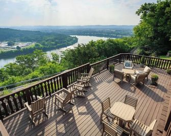 Historic Riverview Inn Six - Chattanooga - Balcony