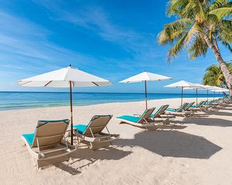 Henann Premier Coast Resort - Panglao - Strand