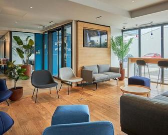 B&B HOTEL Deauville-Touques - Touques - Salon