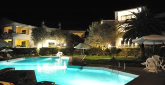 Niki Hotel Apartments - Ialysos - Pool