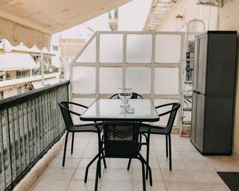 Best House Deck Aptm Old Port of Patras - Patras - Balkon
