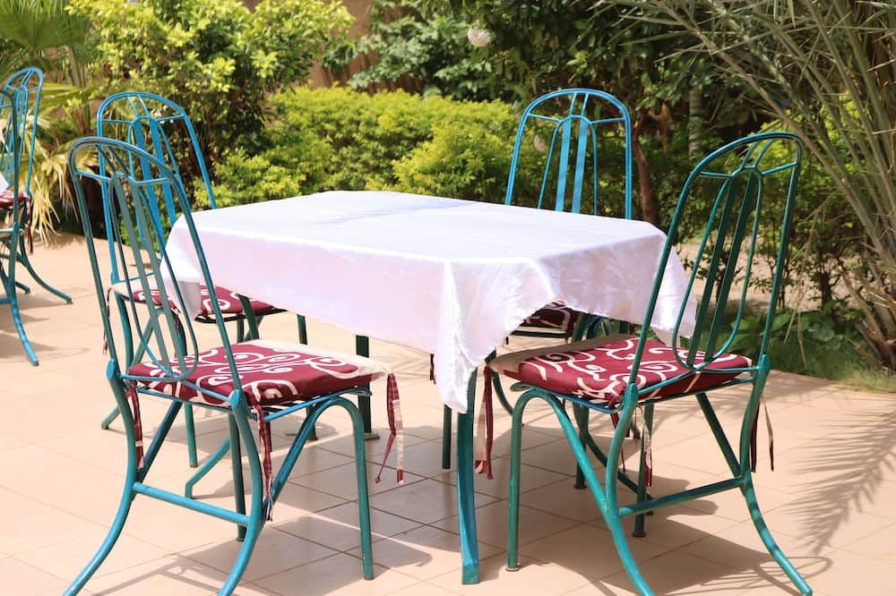 Residence Yipene - Ouagadougou - Innenhof