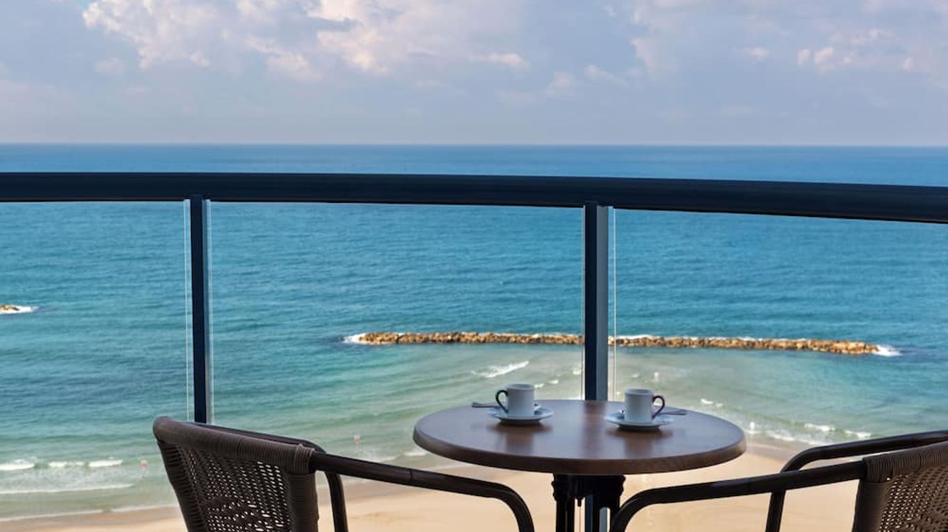 سي تاور، إيسروتل ديزاين