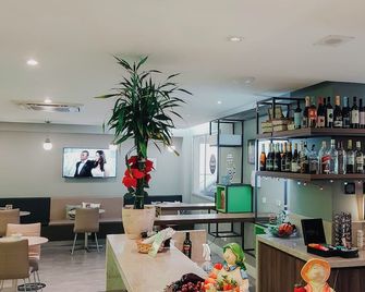 ibis Styles Curitiba Centro Civico - קוריטיבה - בר